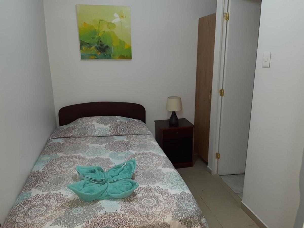 Hostal D' Silvia อารีกา ภายนอก รูปภาพ