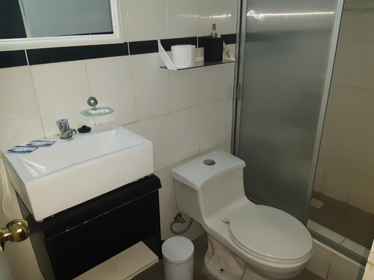 Hostal D' Silvia อารีกา ภายนอก รูปภาพ
