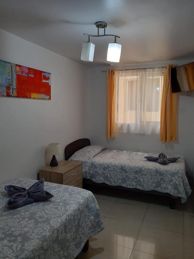 Hostal D' Silvia อารีกา ภายนอก รูปภาพ